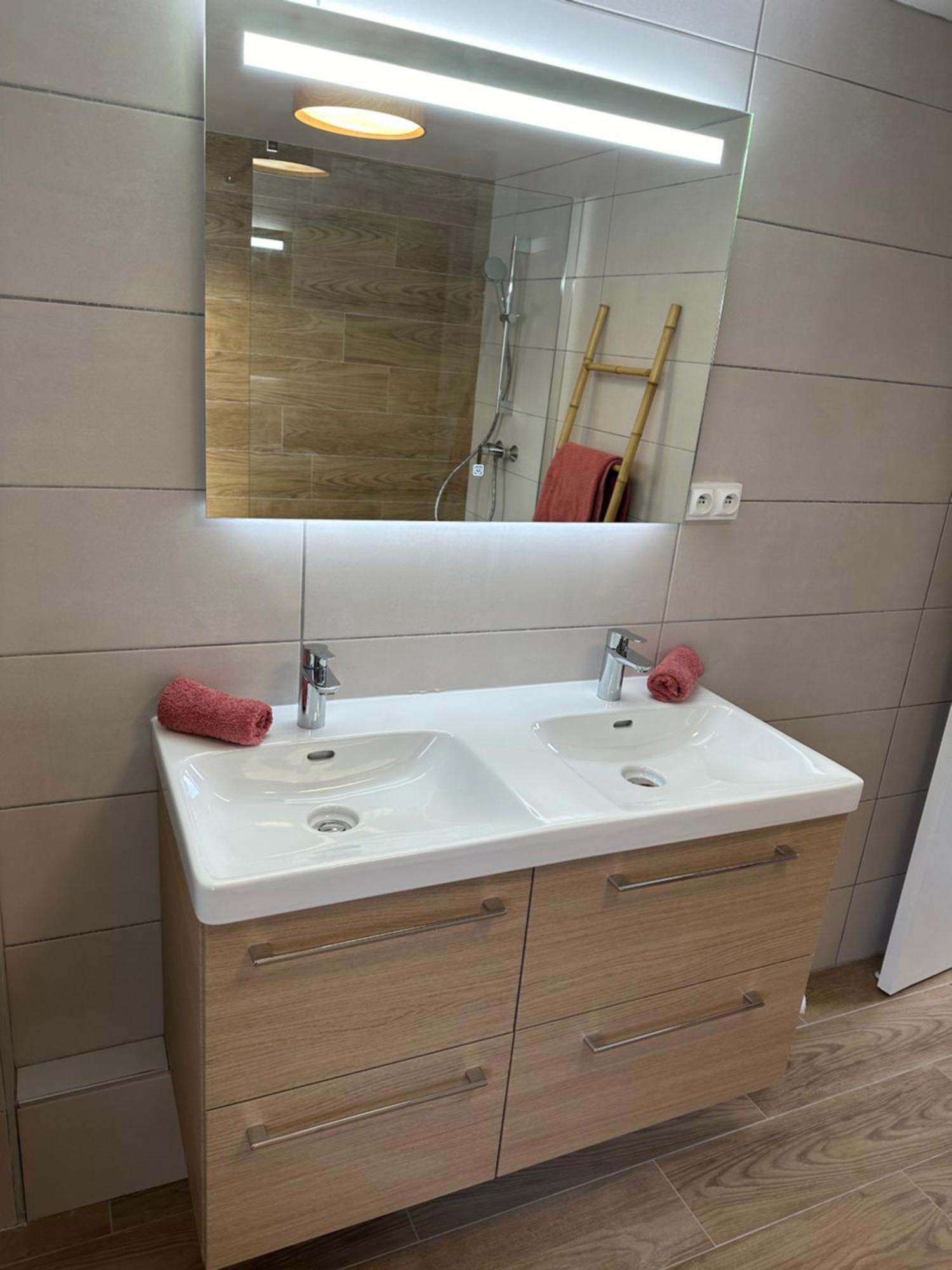 Maison Nombreux Couchages, 13 Lits, 3 Sdb, Exterieur Bourges Bagian luar foto